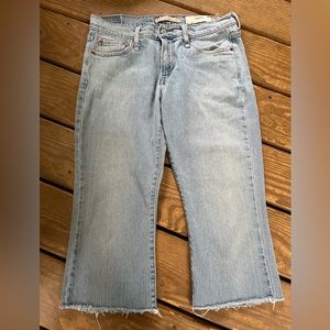 Levis 515 Capri Jeans Womens 10 Blue Light Wash Cut Off Denim Mid Rise